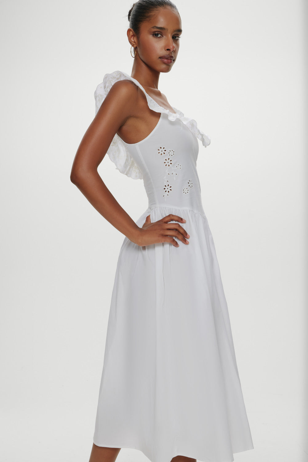 Georgia Cotton Embroidered Midi Dress - Angel's Meadow Frankies Bikinis For Sale